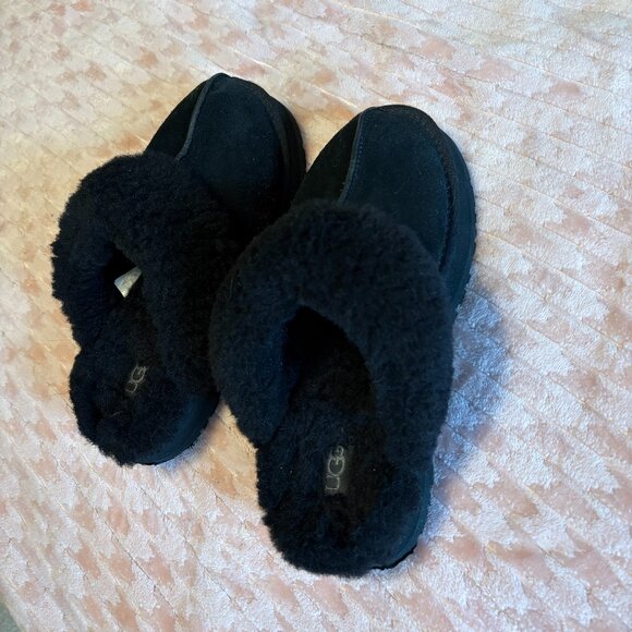 UGG Platform Disquette Slippers - Picture 11 of 11